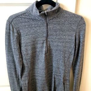 lululemon dark grey herringbone rulu half-zip, size 6